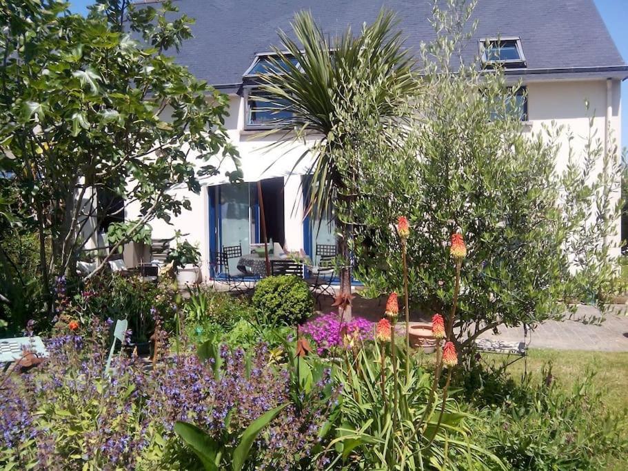 Maison Familiale Sur La Cote D'Emeraude Lancieux Exterior foto